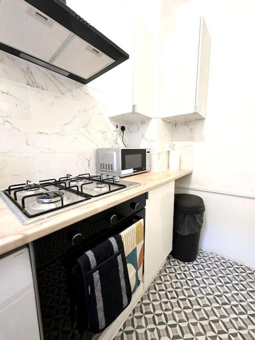 Quirky 3 Bedroom Flat In Shoreditch London Exterior photo